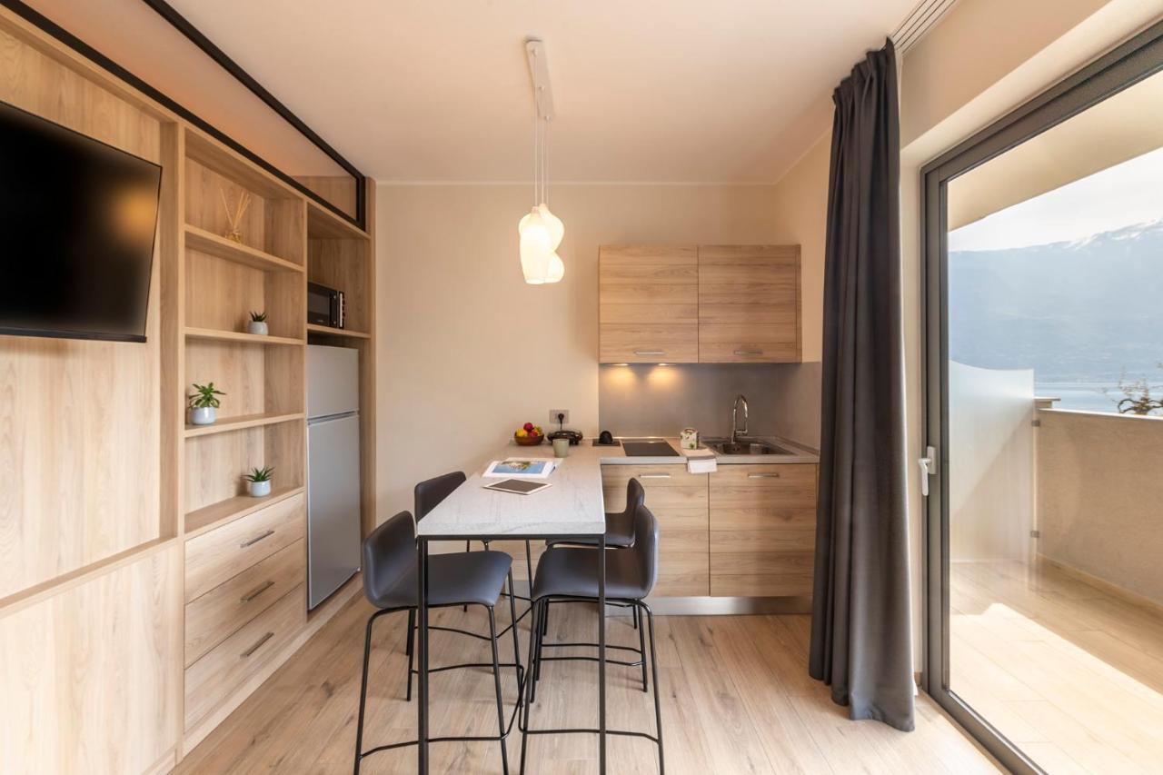 Evo Suites Apartments Limone sul Garda Exterior foto